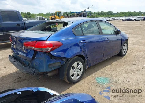 2018 Kia Forte Lx из США, поврежденный, VIN 3KPFK4A70JE166101